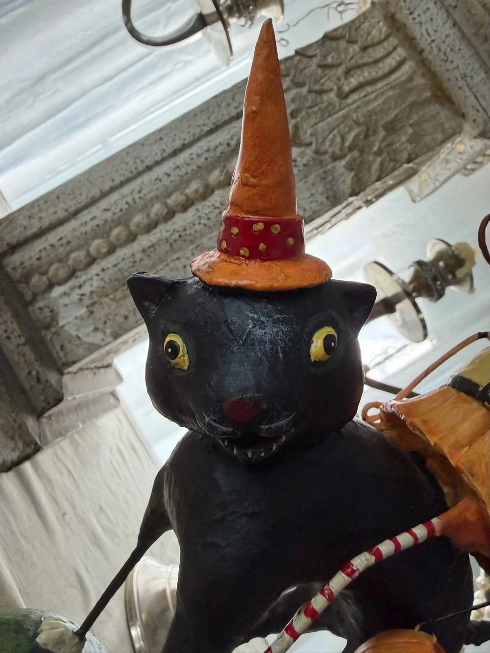 Vintage Lori Mitchell “Sissy And Her Cat”Halloween Collectible Figurine